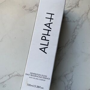 Daily Resurfacing Essence